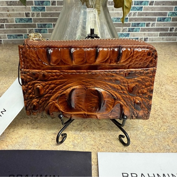 NWT Brahmin Anita classic Pecan wallet - Picture 2 of 3